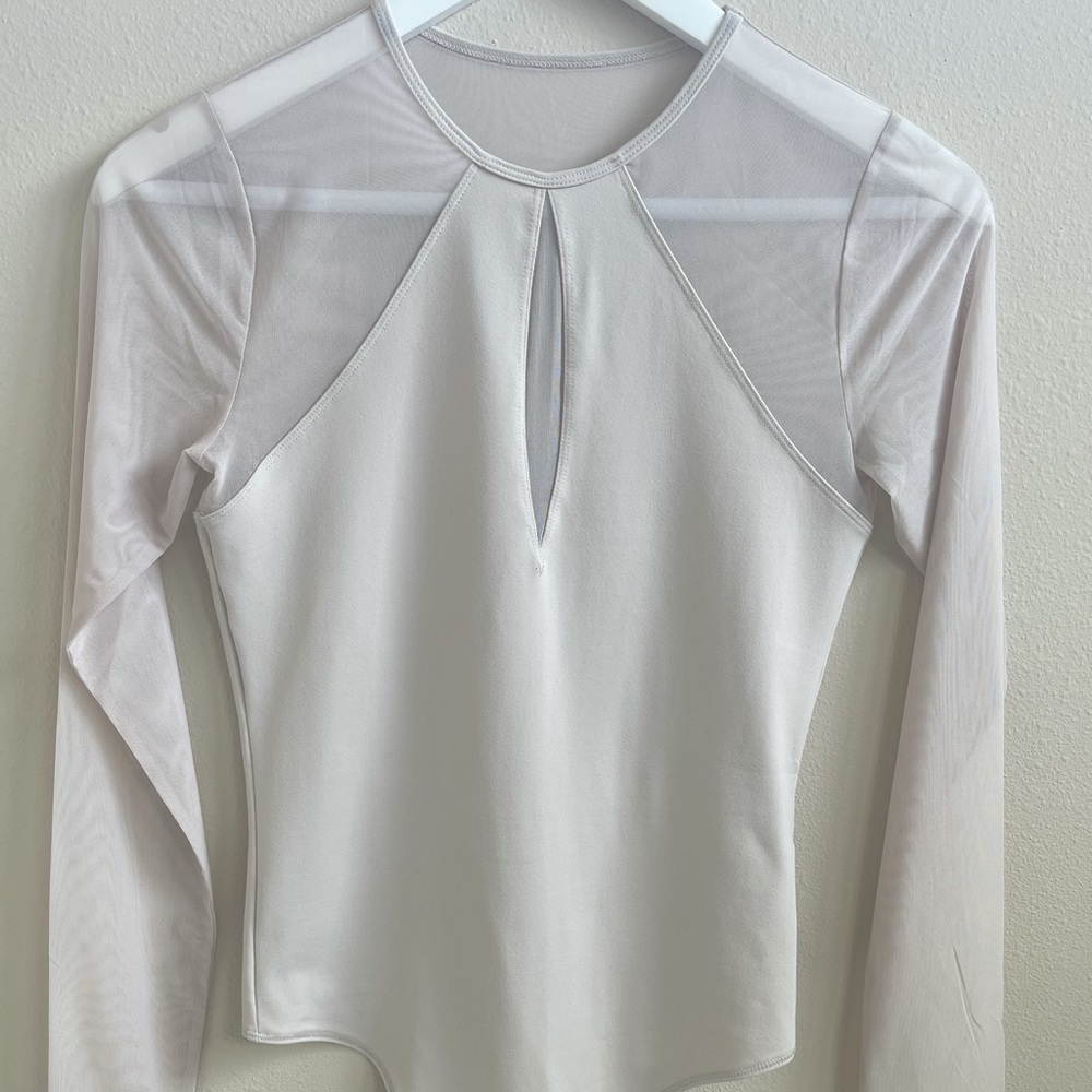 New! A&F Beige/Cream Bodysuit - Picture 2 of 4